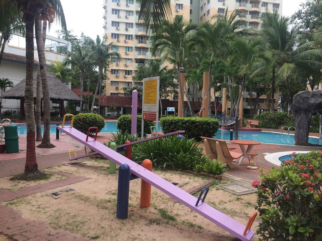 Lovage Stay Melaka Exteriör bild