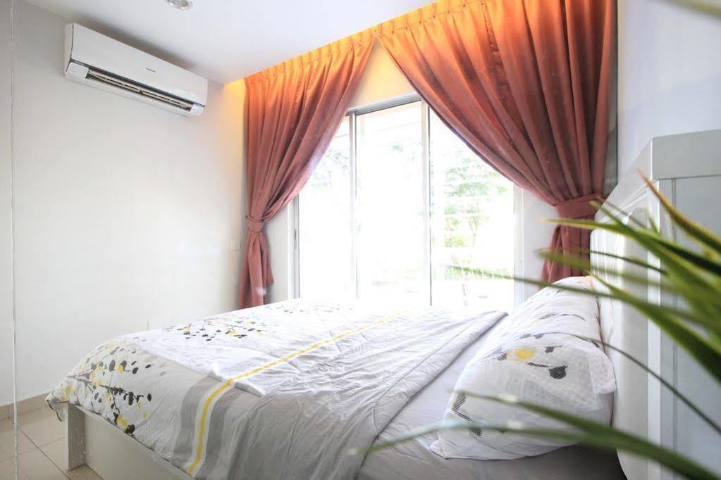 Lovage Stay Melaka Exteriör bild